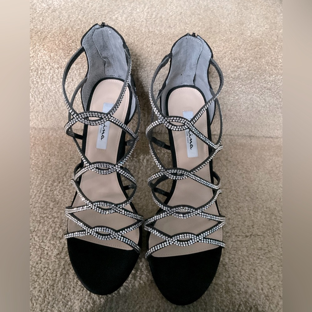 Nina dress shoes 👠